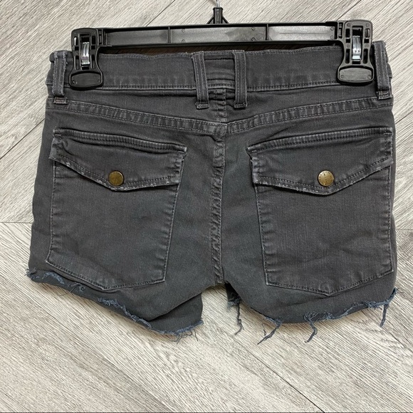 Current/Elliott | Denim Cut Off Shorts Ink Grey 25 - Picture 4 of 5